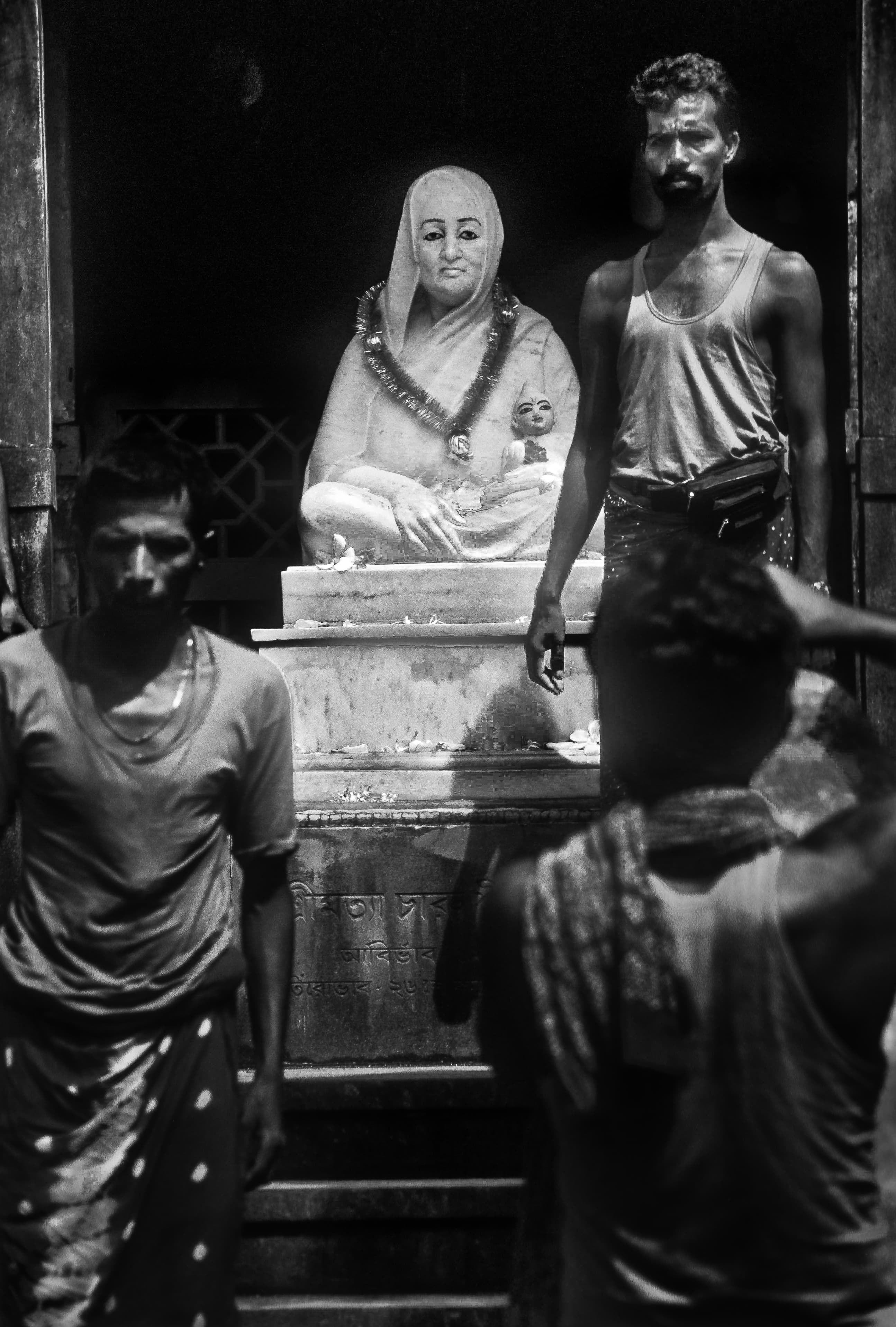 Men at Naulakha Temple
